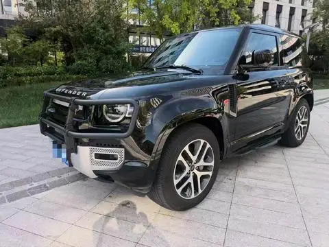 Land Rover Defender 2023