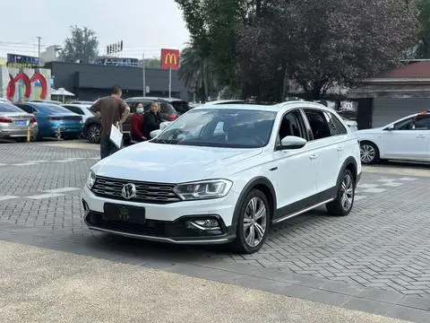 Volkswagen C-TREK 2018