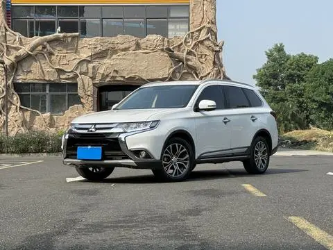 Mitsubishi Outlander 2018