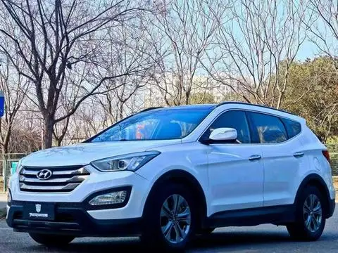 Hyundai Santa Fe 2015