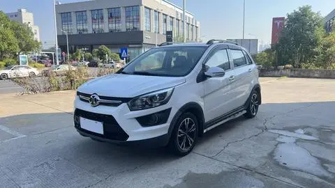 BAIC X25 2015