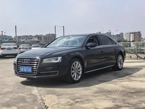 Audi A8 2014