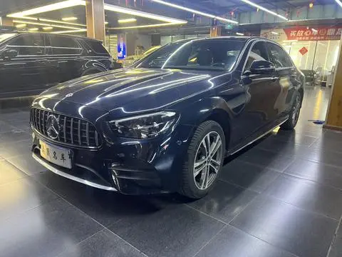 Mercedes-Benz E-Class 2022