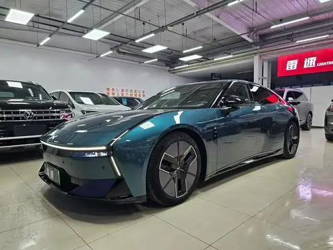 XPeng 小鹏P7 2025
