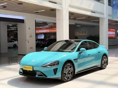 Xiaomi SU7 2024