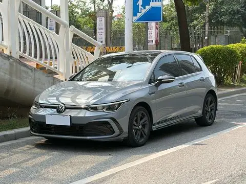 Volkswagen Golf 2023