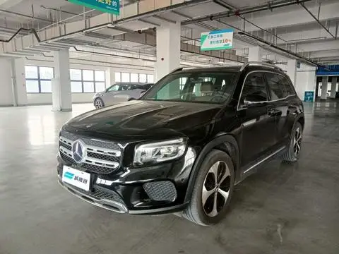 Mercedes-Benz GLB 2021