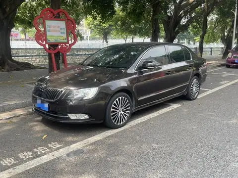Skoda Superb 2013