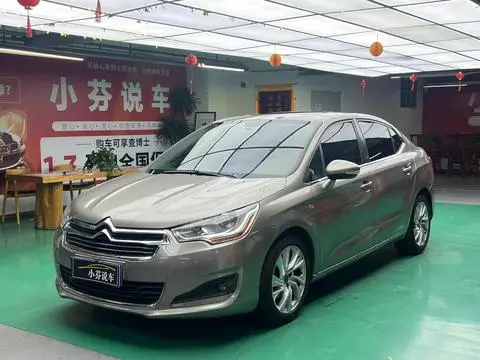 Citroën C4L 2014