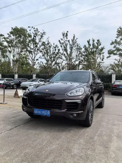 Porsche Cayenne 2016