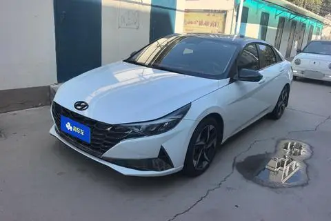 Hyundai Elantra 2021