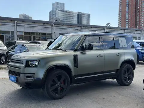 Land Rover 卫士 2024