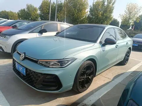 Volkswagen Passat 2025