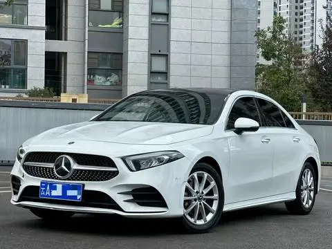 Mercedes-Benz GLA 2020