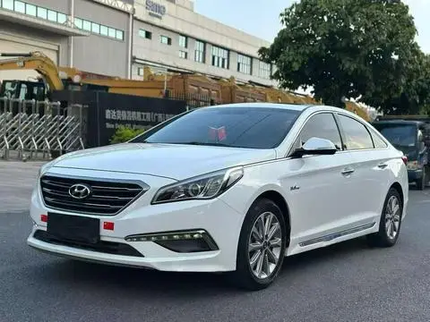 Hyundai 索纳塔九 2015