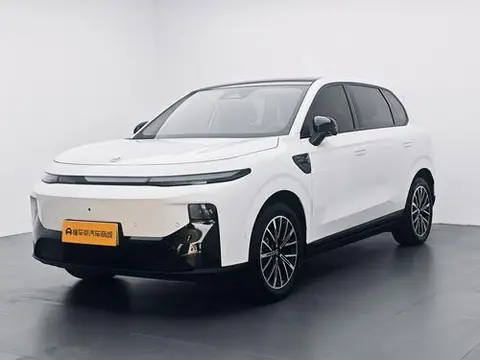 Leapmotor B10 2025