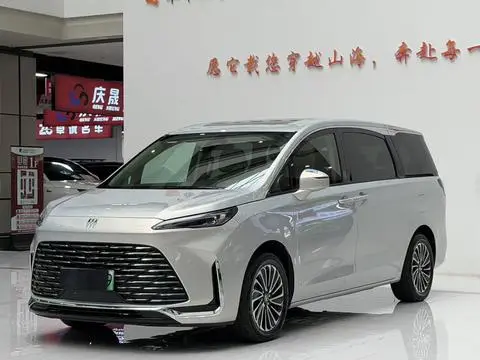 Buick GL8 PHEV 2025