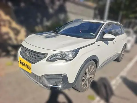Peugeot 5008 2017