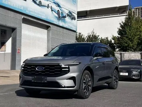 Ford Edge 2025