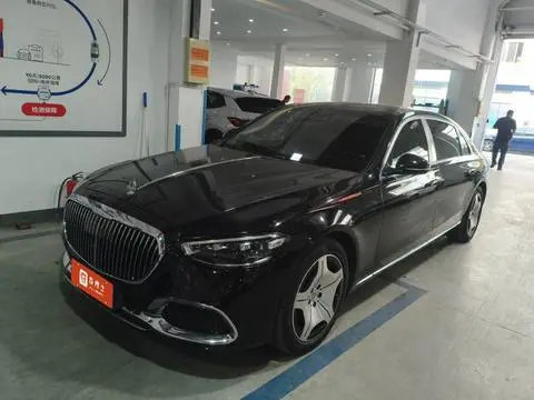 Mercedes-Benz 迈巴赫S-Class 2024