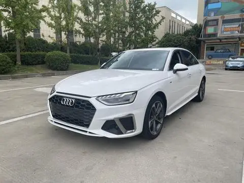Audi A4L 2021