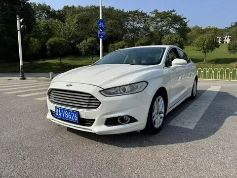 Ford 蒙迪欧 2013
