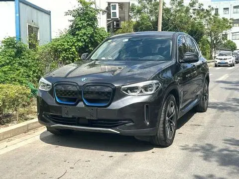 BMW iX3 2021