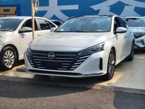 Nissan Teana 2022