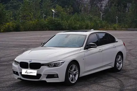 BMW 3 Series 2018