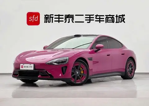 Xiaomi SU7 2024