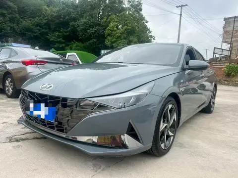 Hyundai Elantra 2021