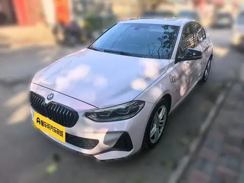 BMW 1 Series 2021