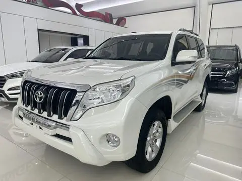 Toyota Prado 2016