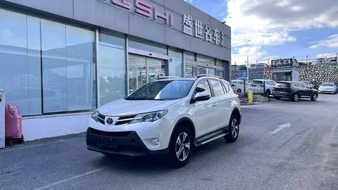 Toyota RAV4 2015