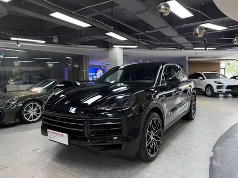 Porsche Cayenne 2025