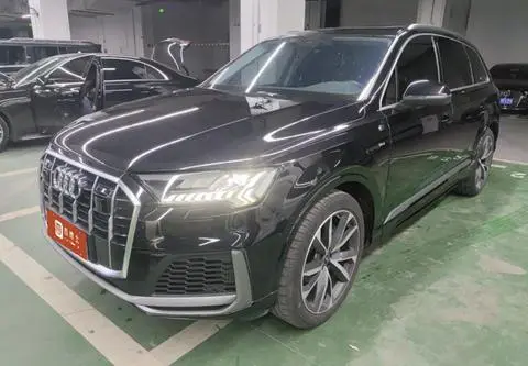 Audi Q7 2021