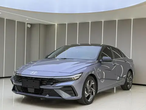 Hyundai Elantra 2023
