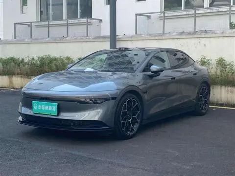 ZEEKR 007 2024