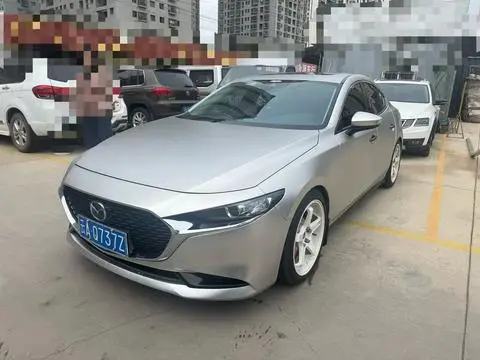 Mazda 3 Axela 2023