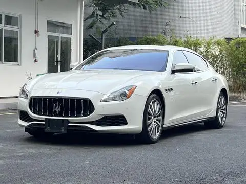 Maserati Quattroporte 2015
