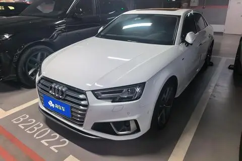 Audi A4L 2019