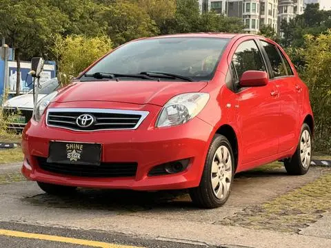 Toyota Yaris 2011