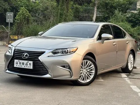 Lexus ES 2015