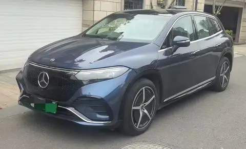 Mercedes-Benz EQS SUV 2023
