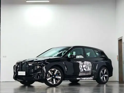 BMW iX 2022