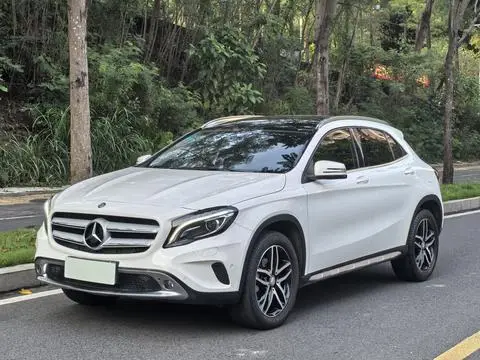Mercedes-Benz GLA 2016
