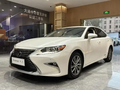 Lexus ES 2015