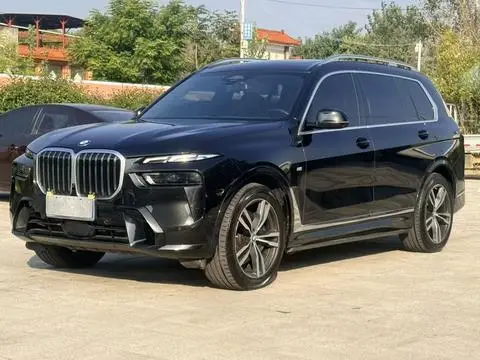 BMW X7 2023