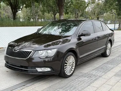 Skoda Superb 2013