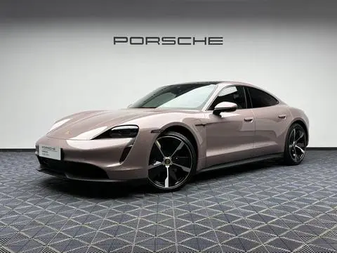 Porsche Taycan 2022